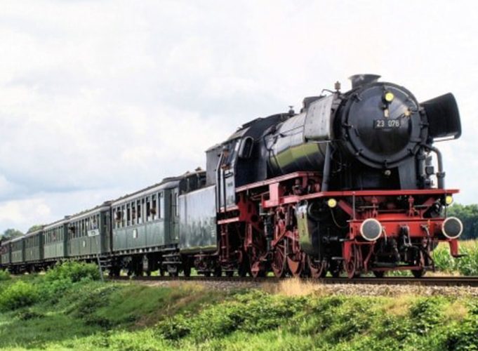 Afbeelding bij Na 150 jaar weer een stoomtrein op de Oosterspoorweg