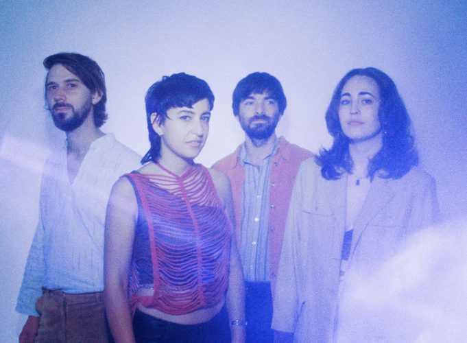 Afbeelding bij Footprints: Wereldse sounds